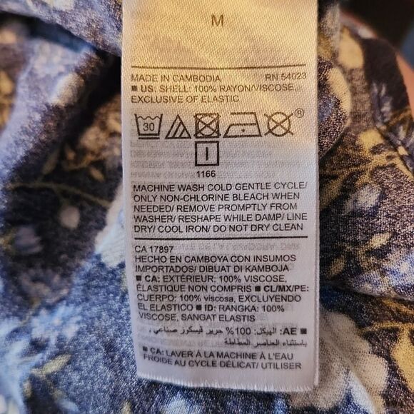 EUC Old Navy Blue Floral Shift Dress Size M - Picture 4 of 4